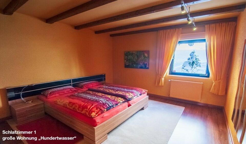 Grosse Ferienwohnung Hundertwasser Am Dreisessel In Altreichenau Нойрайхенау Екстер'єр фото